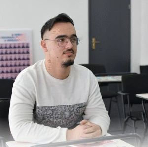 Tony Ademi is a freelance SEO content and copywriter